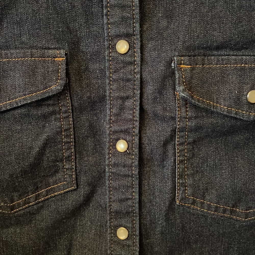 H&M dark denim snap front shirt - Picture 3 of 7